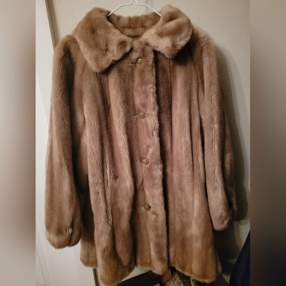 Grandella II Fur coat size 12